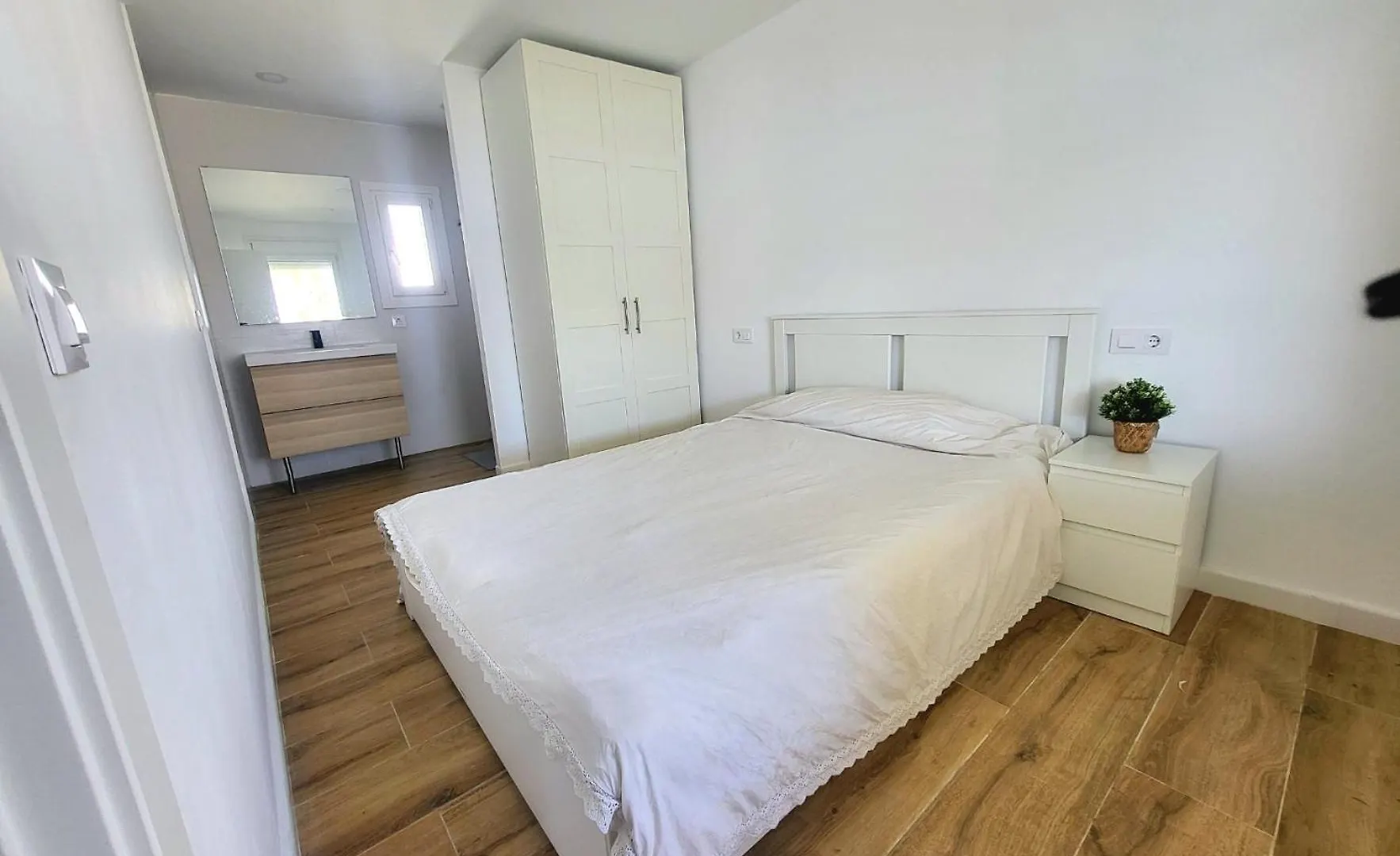 Casa En Zahora Con Piscina Lejlighed Cádiz